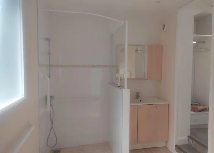 Appartement F1 Chez Ademax *